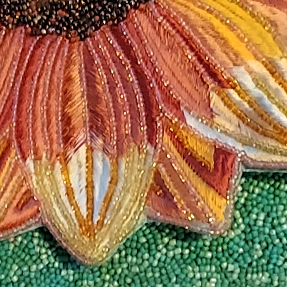 🌻NWT Mary Frances Beads Sunflower Power Crossbody Clutch. Collectib… - Picture 7 of 15